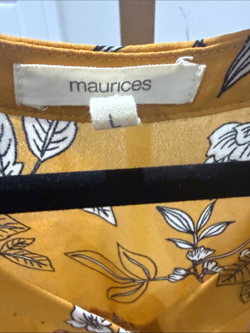 Maurices Mustard Yellow Floral V-Neck Blouse with Zip Accents - Picture 4 of 4